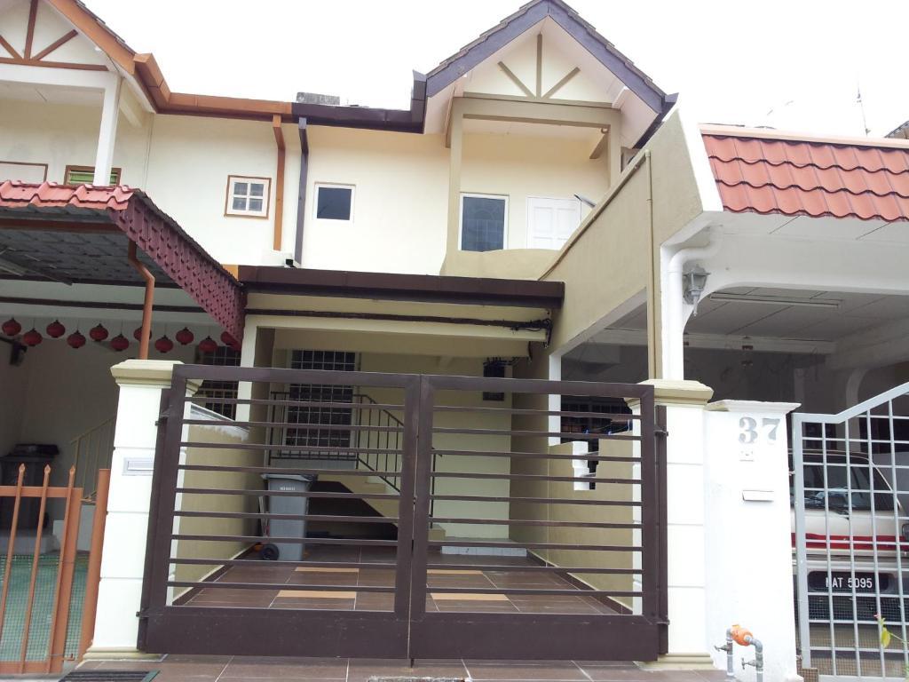 ซันไชน์ จองเกอร์ เกสท์เฮาส์ Villa Malacca ภายนอก รูปภาพ